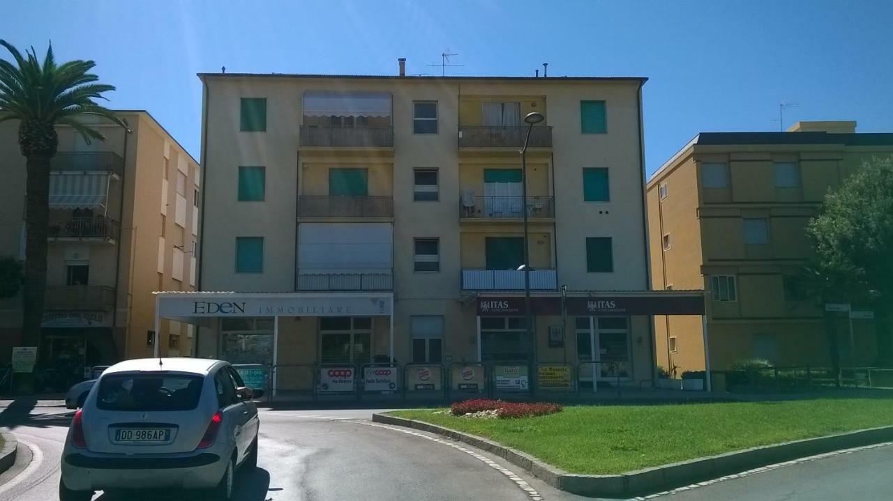 Noemi Lägenhet San Vincenzo Exteriör bild