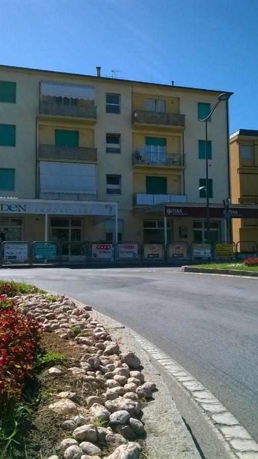Noemi Lägenhet San Vincenzo Exteriör bild